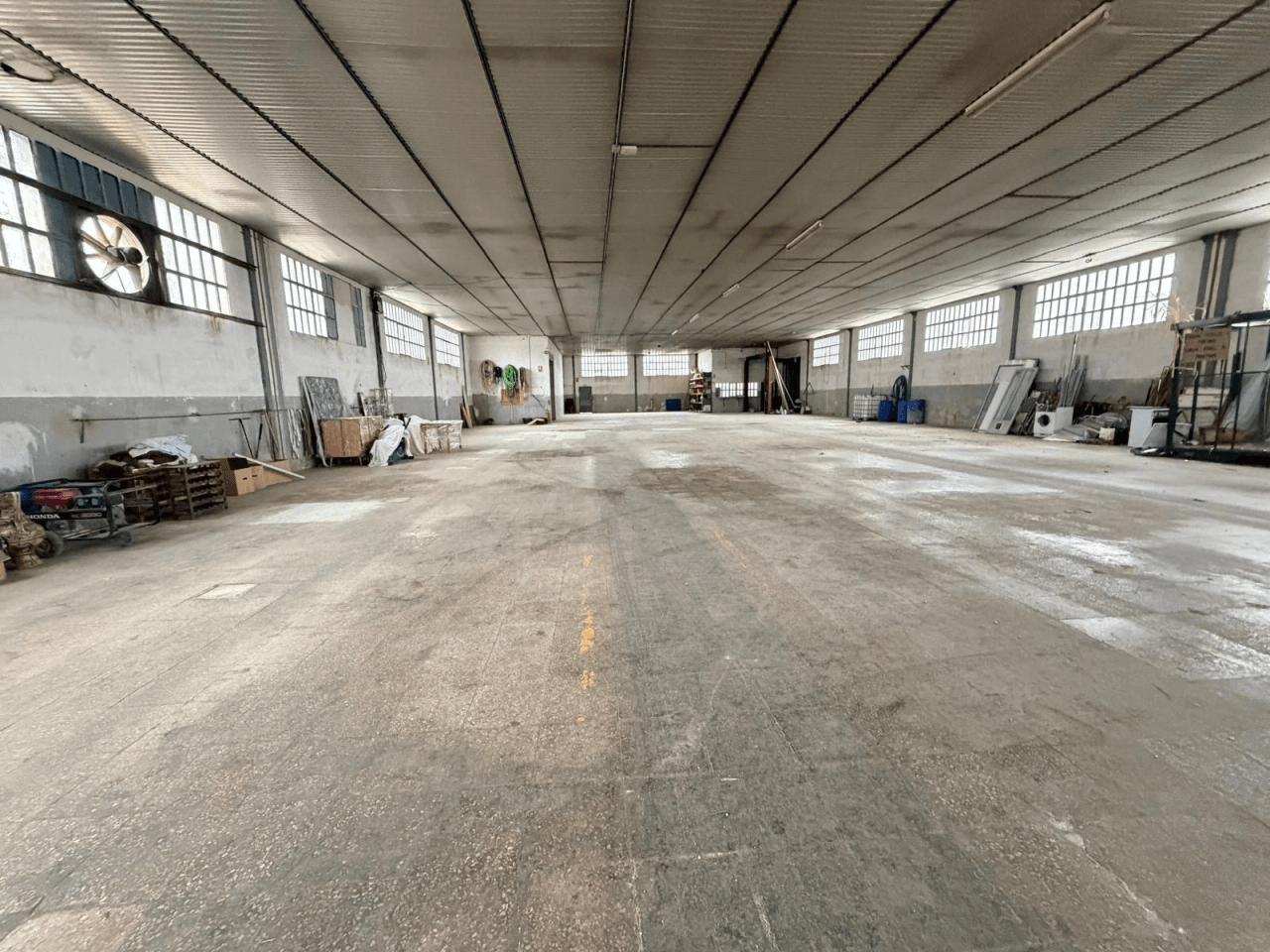 Nave Industrial zum verkauf in Fontanars Dels Alforins, Valencia