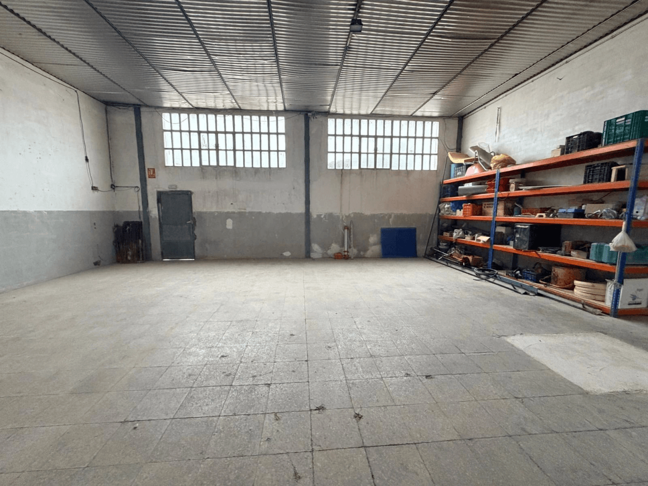 Nave Industrial zum verkauf in Fontanars Dels Alforins, Valencia