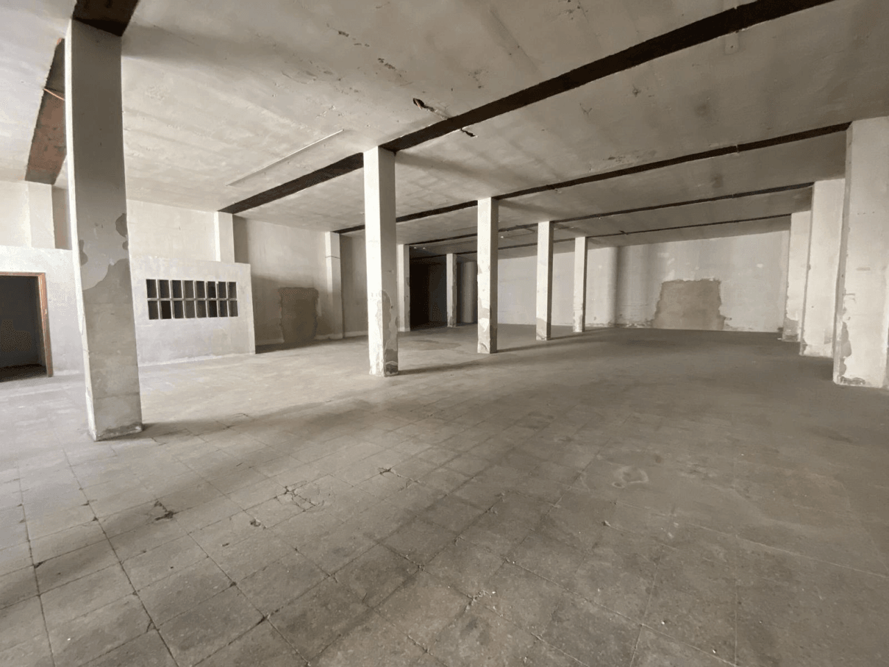 Nave Industrial à la vente à Albaida, Valencia