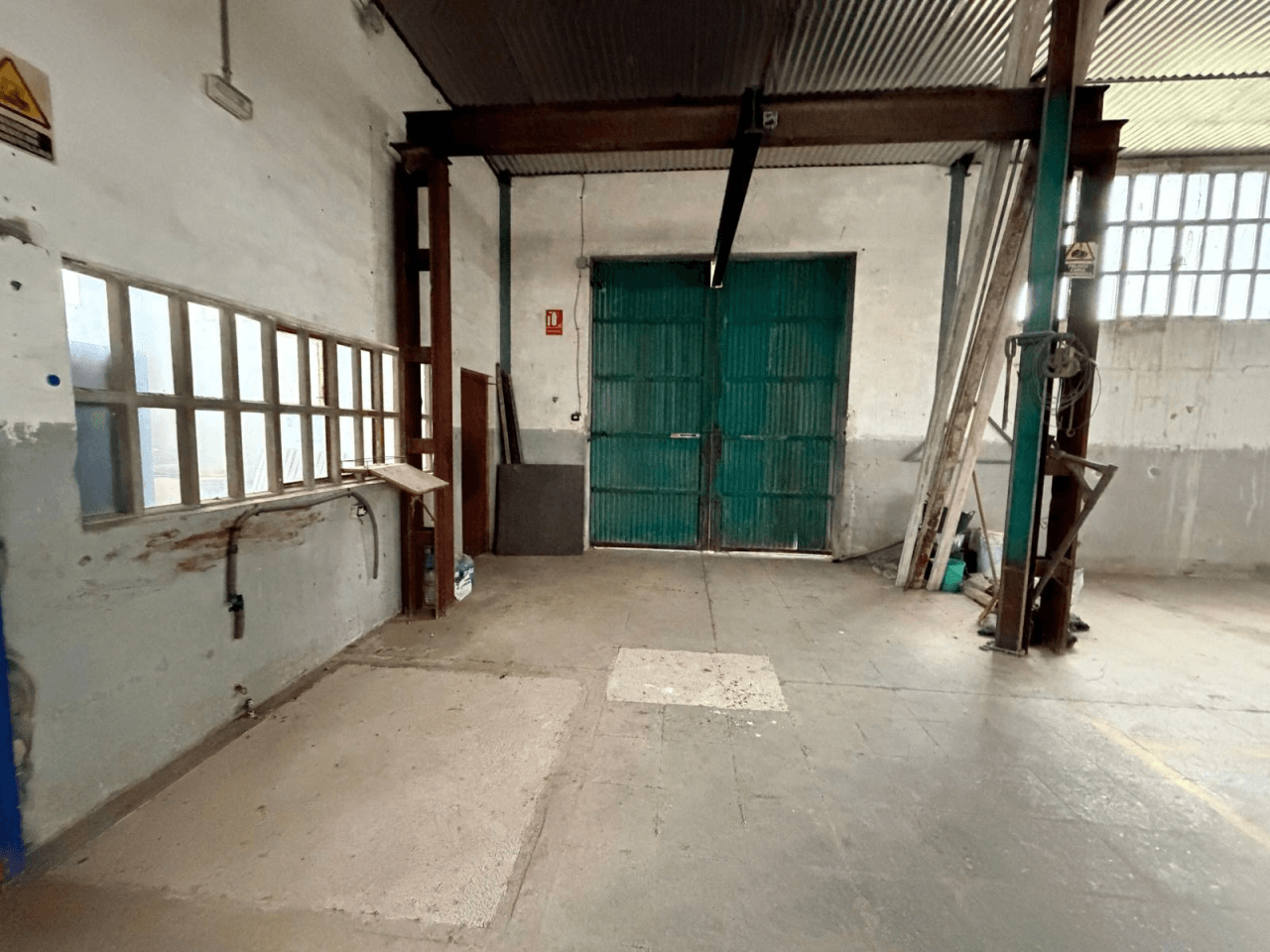 Nave Industrial zum verkauf in Fontanars Dels Alforins, Valencia