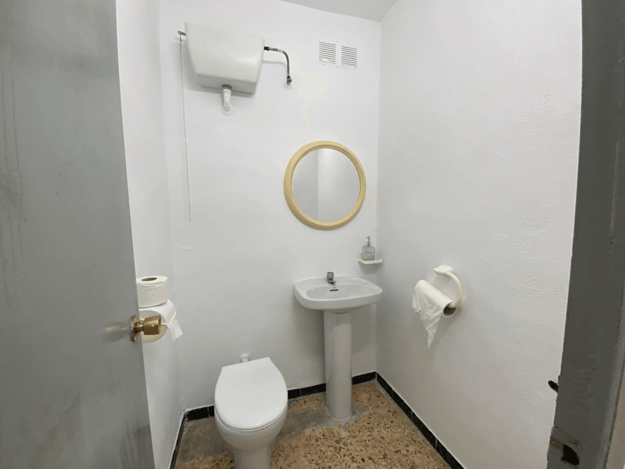 Local Comercial à la vente à Albaida, Valencia
