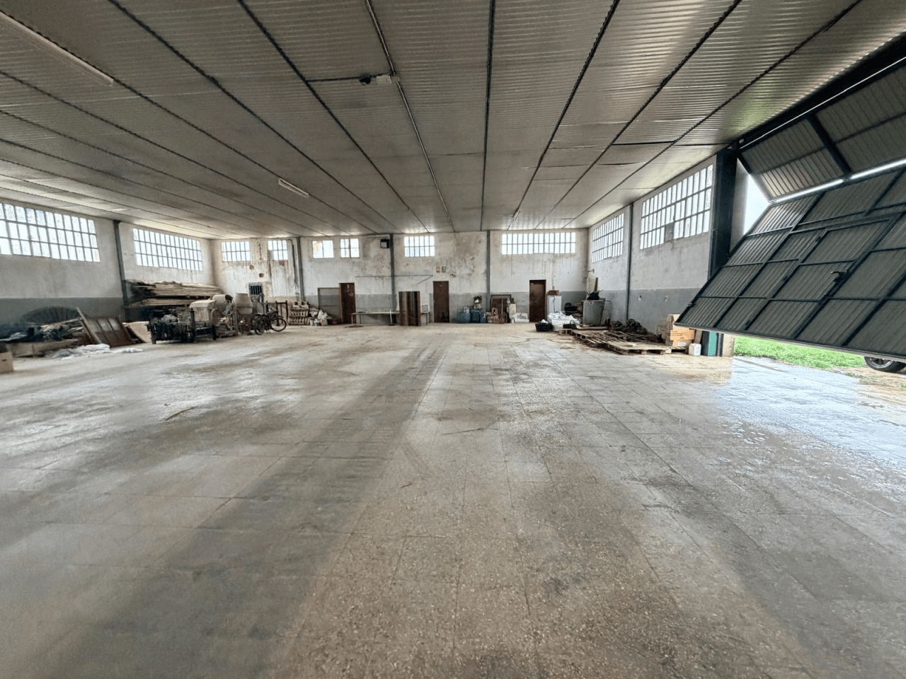Nave Industrial zum verkauf in Fontanars Dels Alforins, Valencia