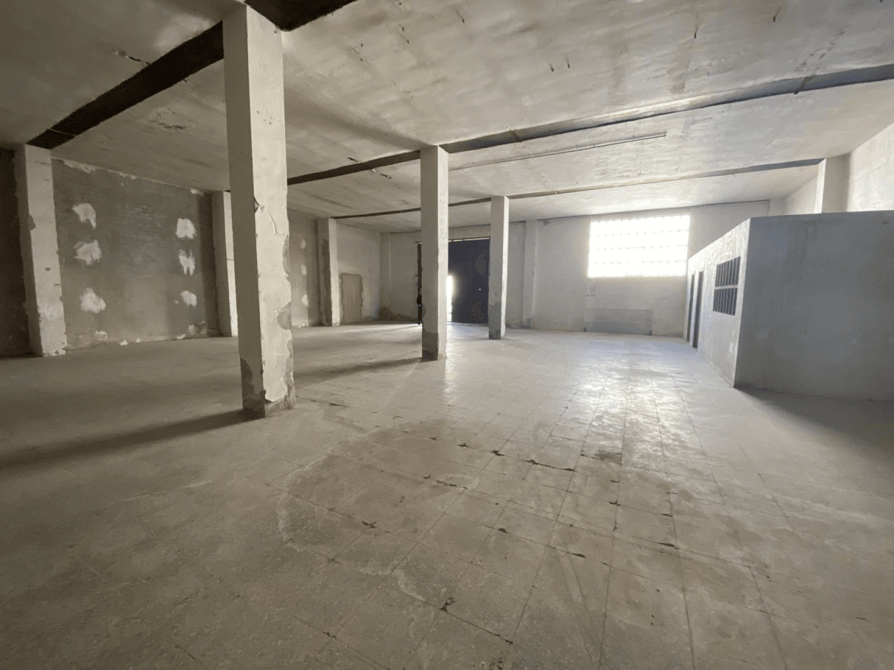 Nave Industrial à la vente à Albaida, Valencia