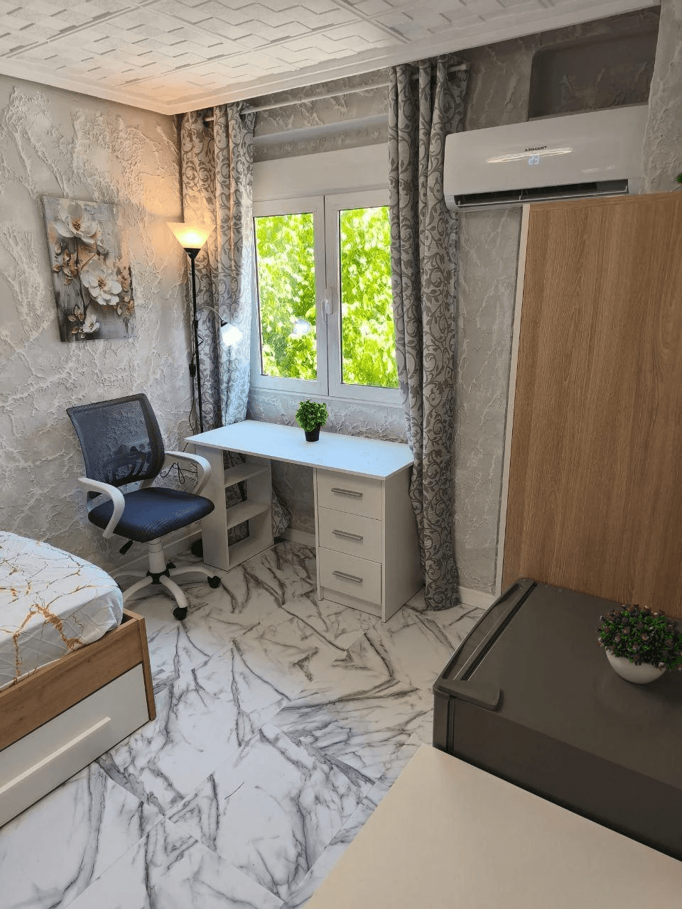 Wohnung mit 5 Zimmern in Xirivella zu verkaufen, renoviert.