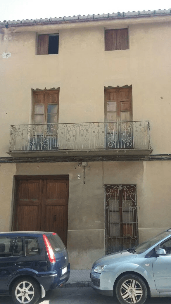 Casa en Ollería, Valencia - Venta de 4 dormitorios y 1 baño