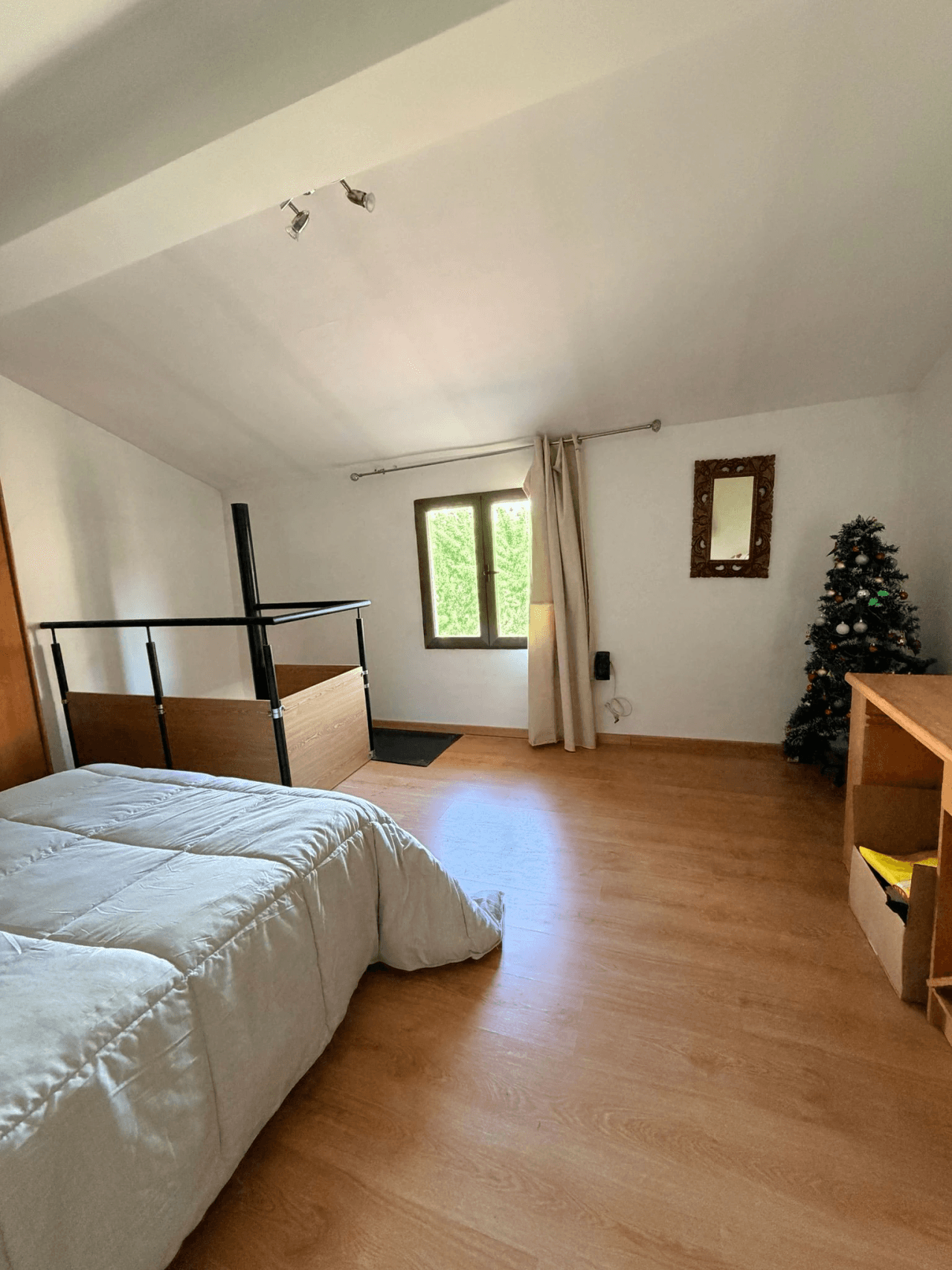 Chalet reformado en venta con piscina y jardín en Ontinyent