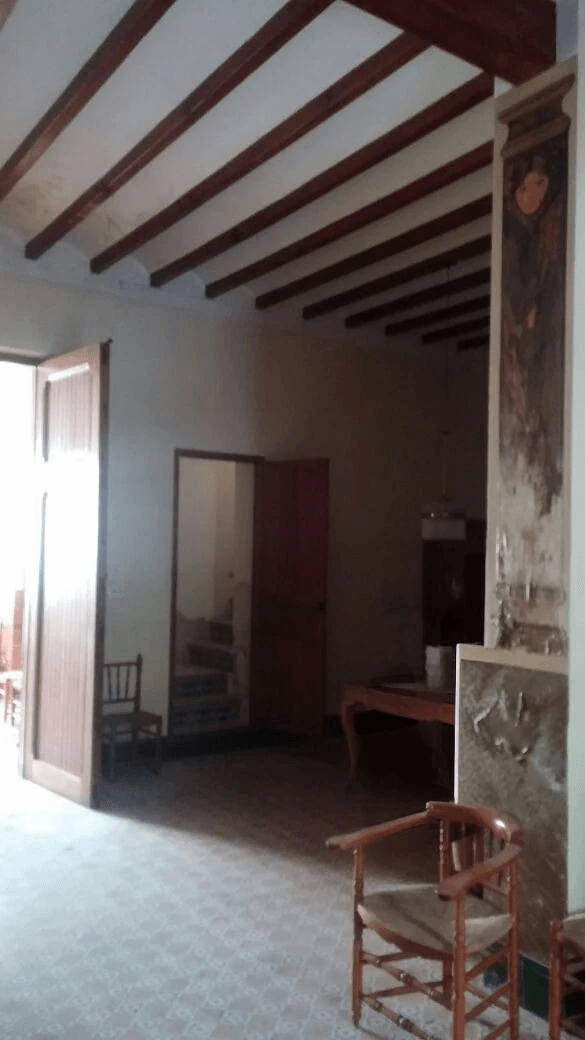 Casa en Ollería, Valencia - Venta de 4 dormitorios y 1 baño