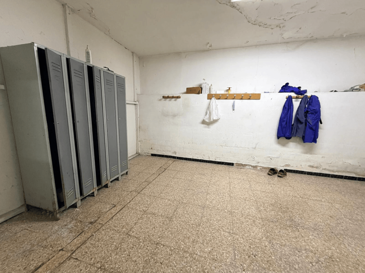 NAVE INDUSTRIAL CON GRAN POTENCIAL EN POLÍGONO DE FONTANARS DEL ALFORINS (VALENCIA)