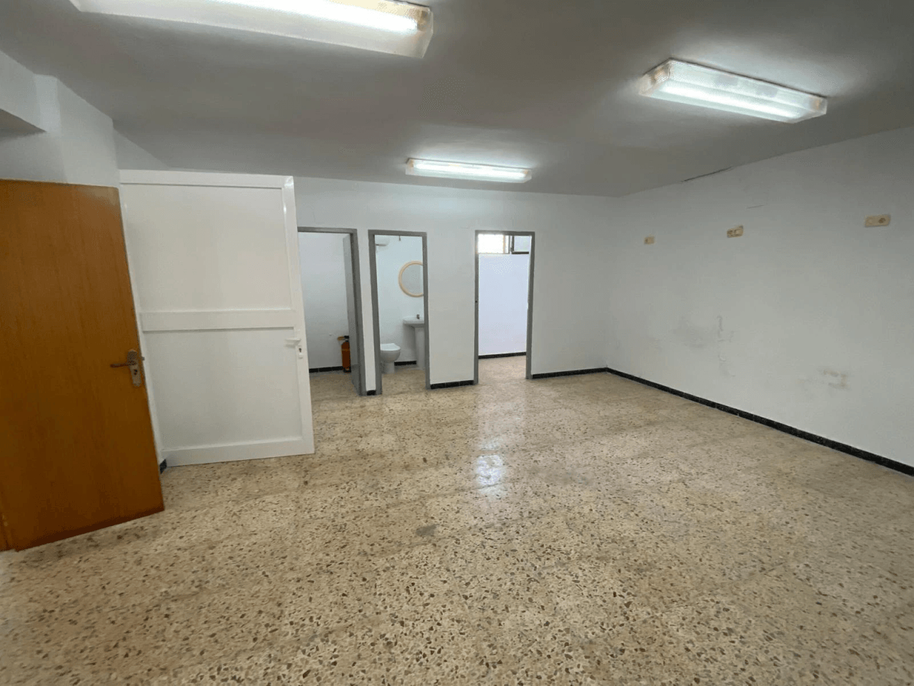 Venta de Local Comercial en Alvaida-Valencia