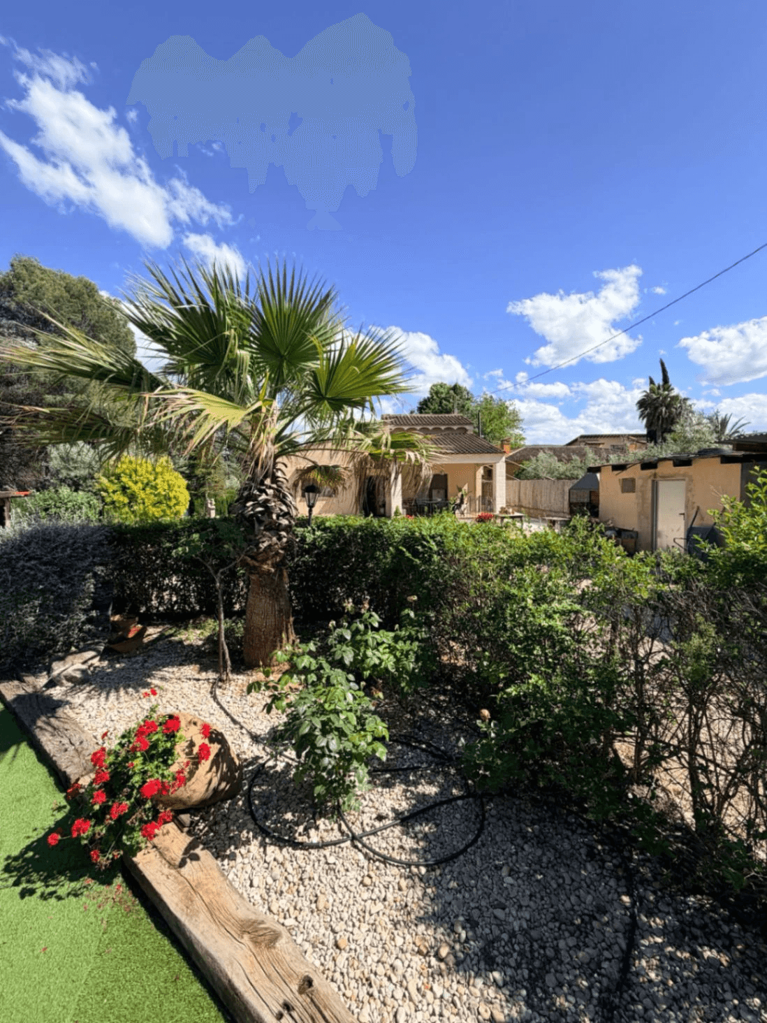 Chalet reformado en venta con piscina y jardín en Ontinyent