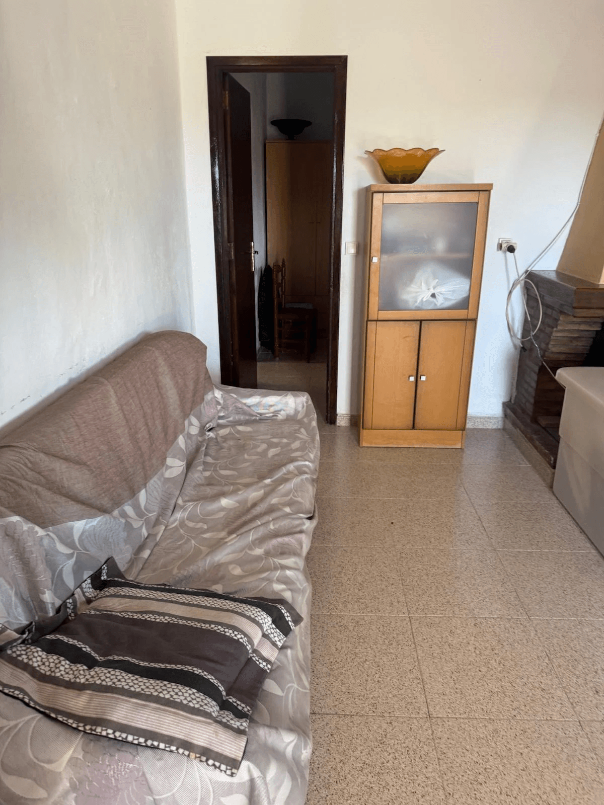 Casa de campo en Albaida con piscina y amplio terreno en venta