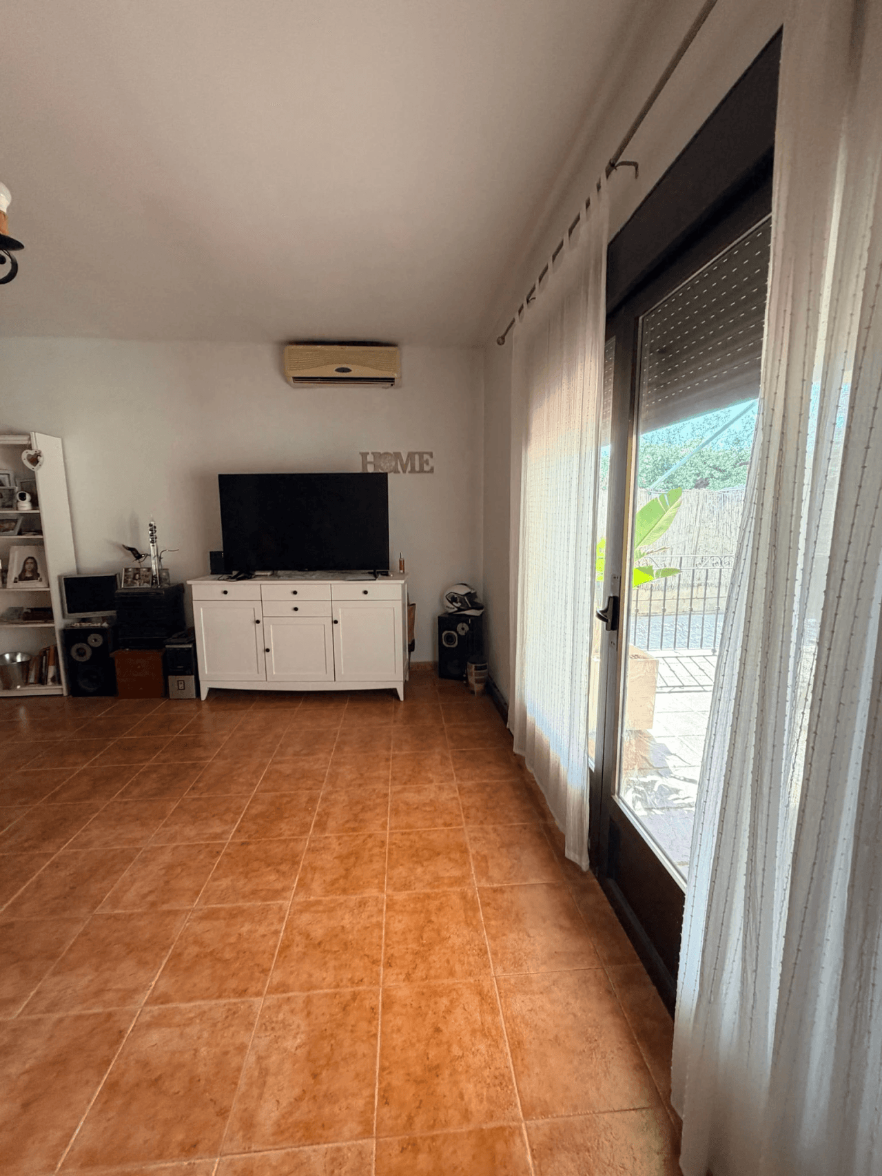 Chalet reformado en venta con piscina y jardín en Ontinyent
