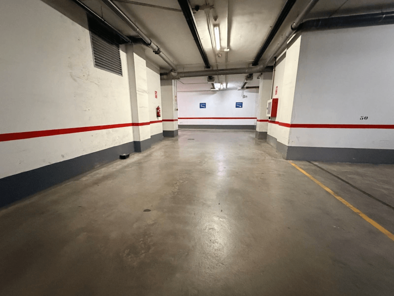 Venta Plaza de Garage en AV Cortes Valencianas-Valencia