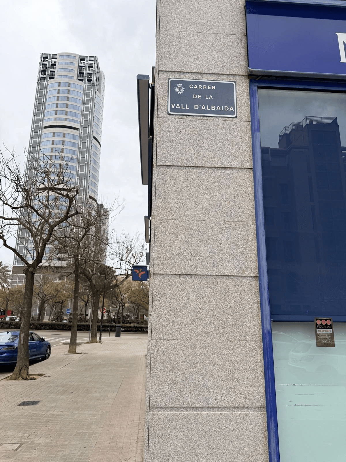 Venta Plaza de Garage en AV Cortes Valencianas-Valencia