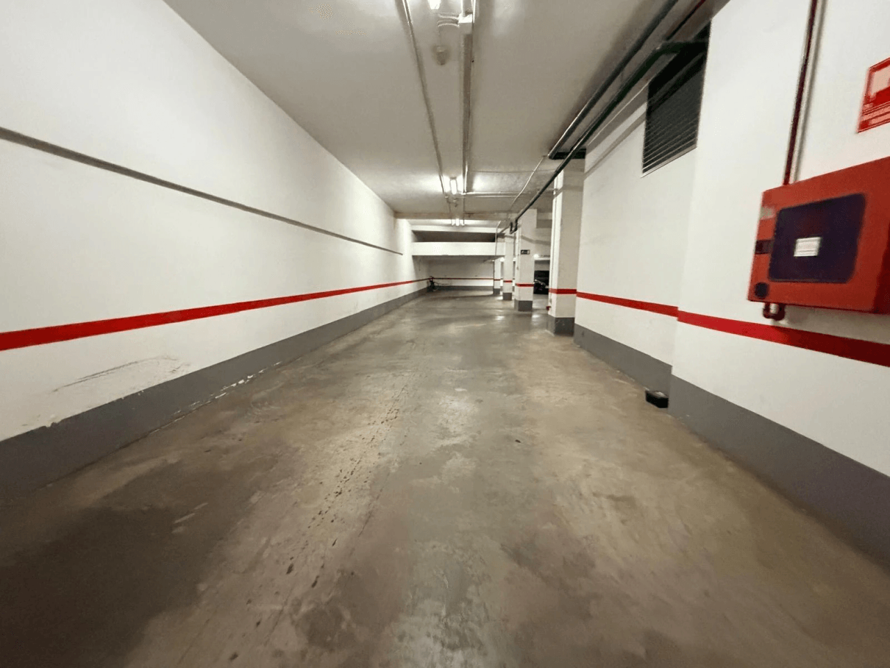 Venta Plaza de Garage en AV Cortes Valencianas-Valencia