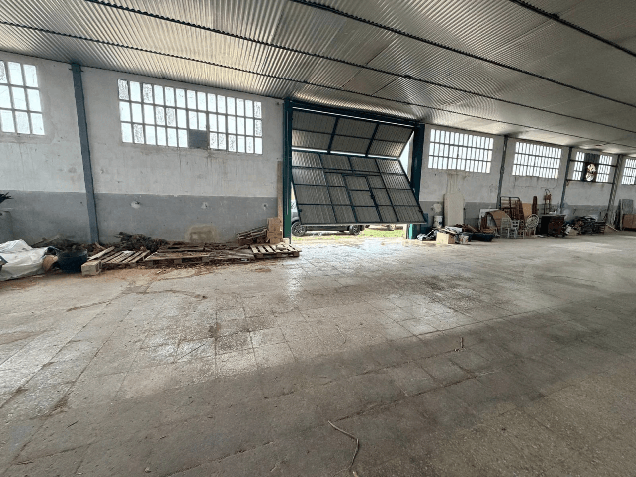 Venta Nave Industrial en Fontanars dels Alforins-Valencia