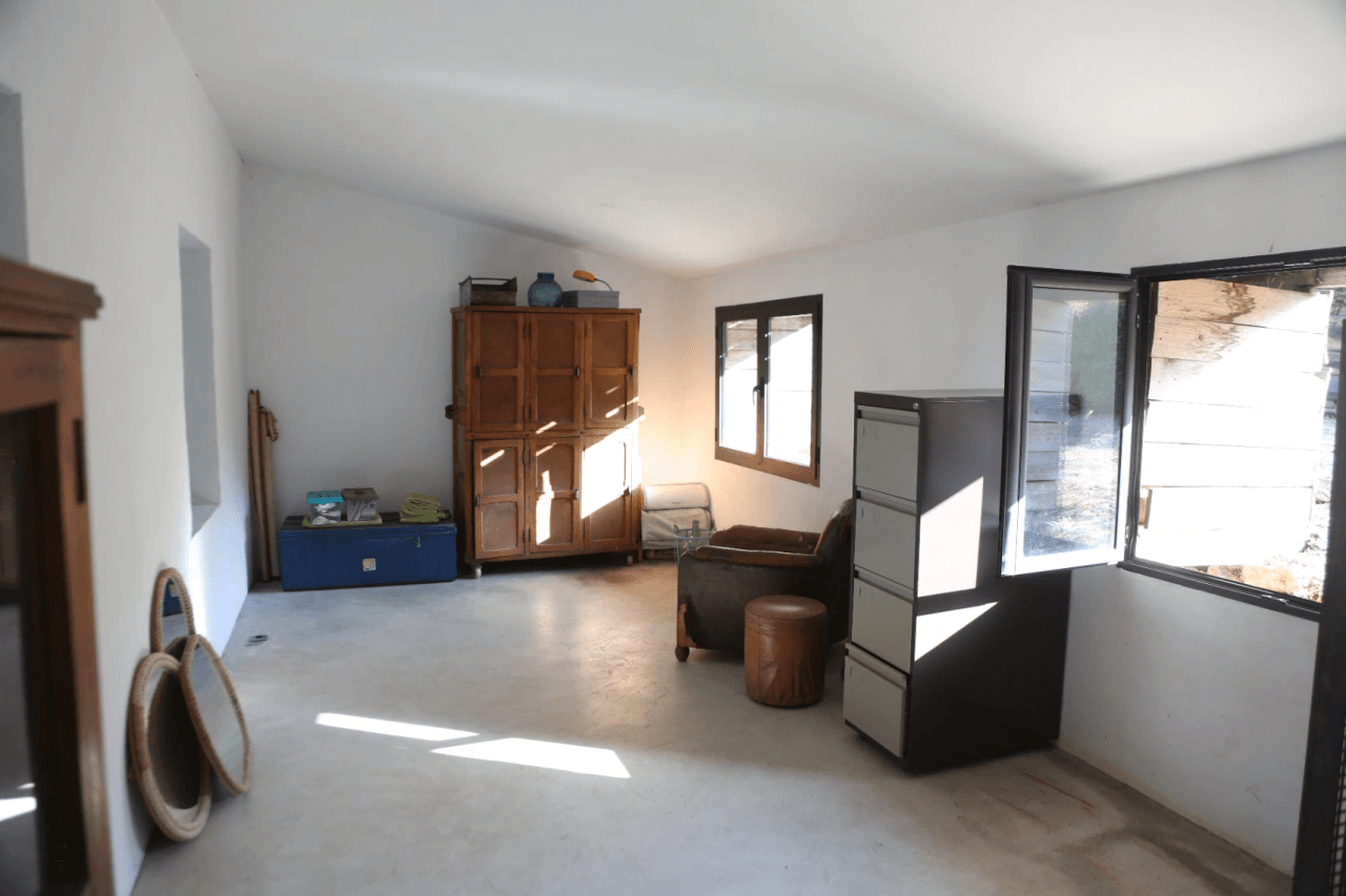 Chalet de lujo reformado con piscina y gran parcela en Muro de Alcoy