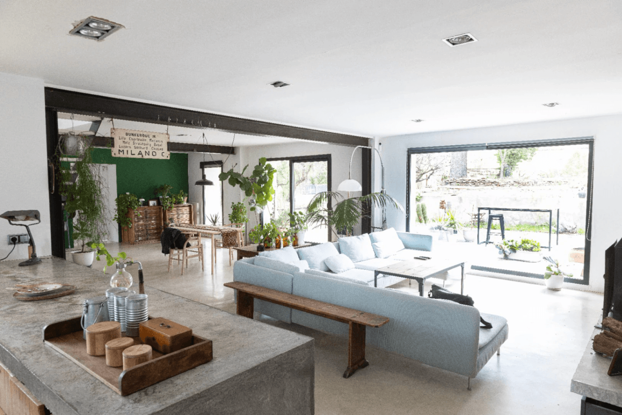 Chalet de lujo reformado con piscina y gran parcela en Muro de Alcoy