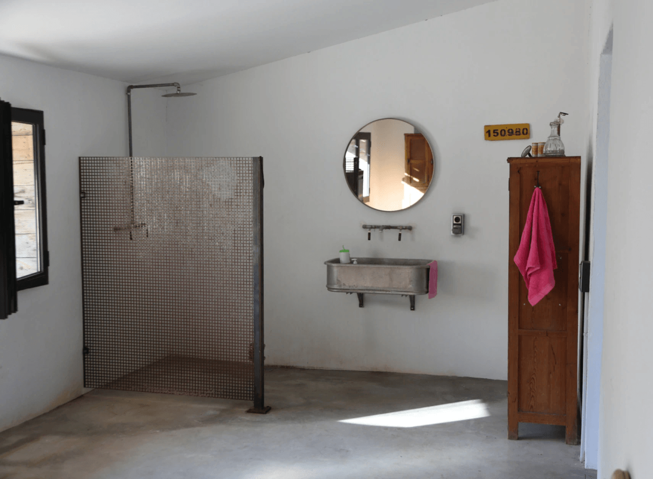 Chalet de lujo reformado con piscina y gran parcela en Muro de Alcoy
