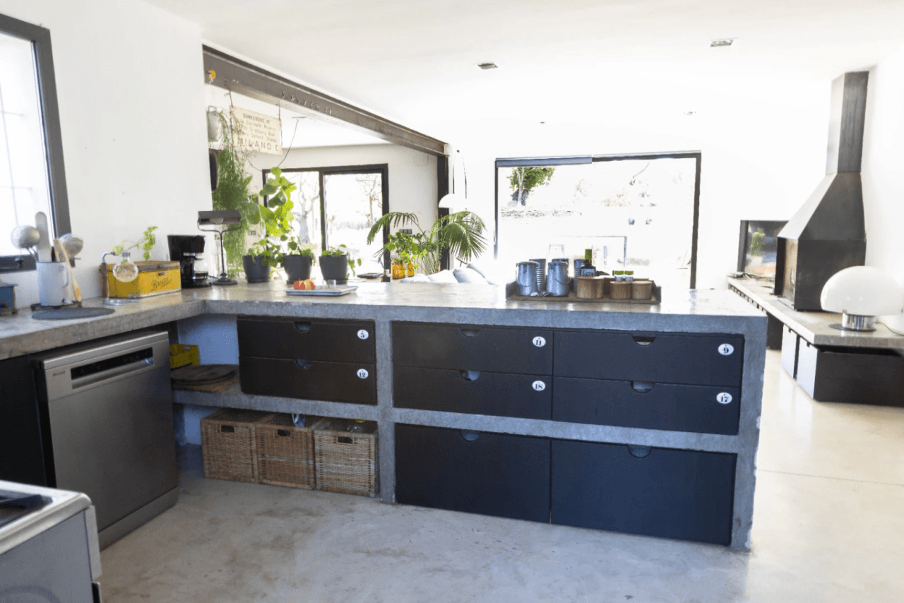 Chalet de lujo reformado con piscina y gran parcela en Muro de Alcoy