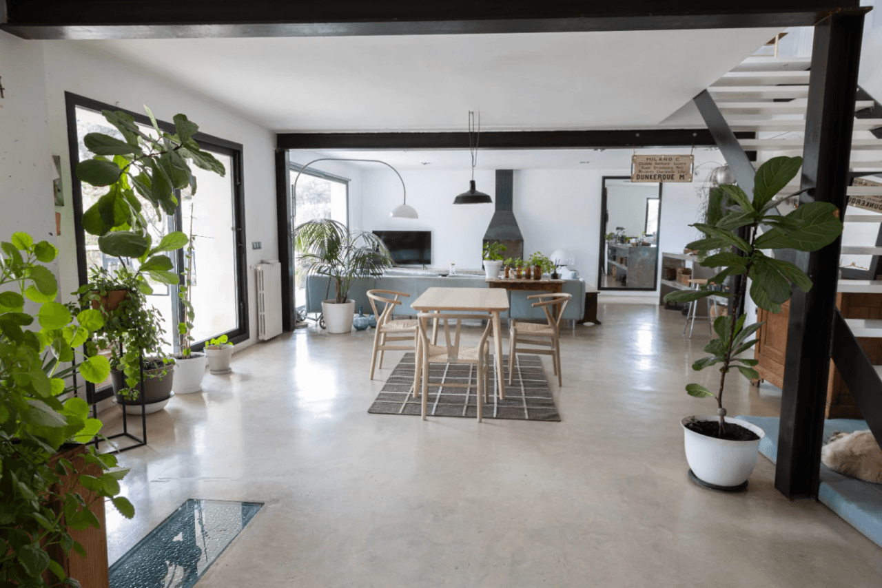 Chalet de lujo reformado con piscina y gran parcela en Muro de Alcoy
