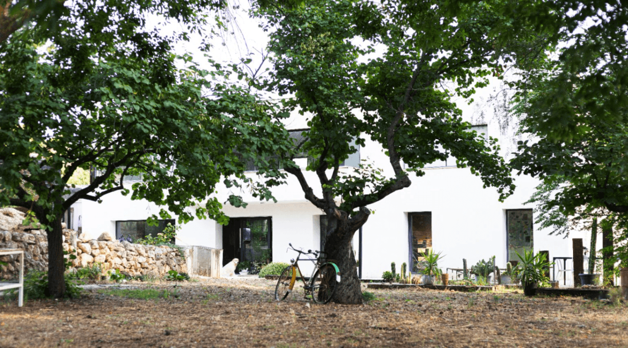 Chalet de lujo reformado con piscina y gran parcela en Muro de Alcoy